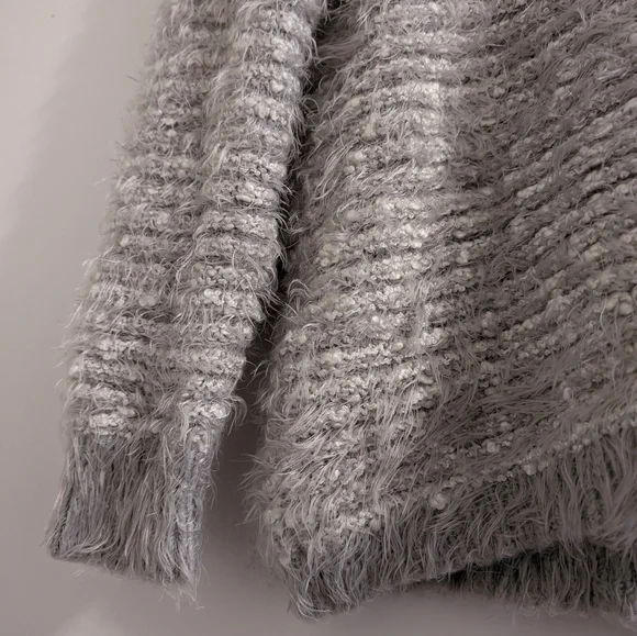 Textured Knit Sweater - Picture 2 of 4